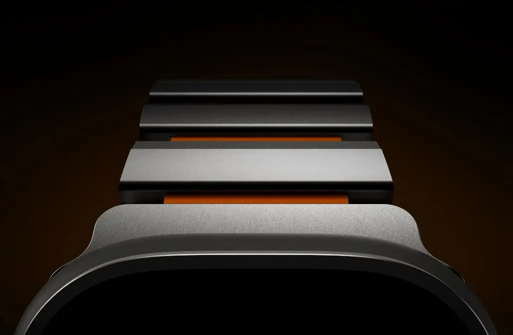 imgi_21_StrovaFlex_WebDeck_3._Scratch_Resistant_Carbon_FInish.webp