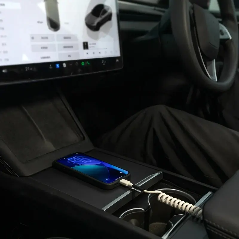 imgi_9_0004_POPCable_Sandstone_Car.webp