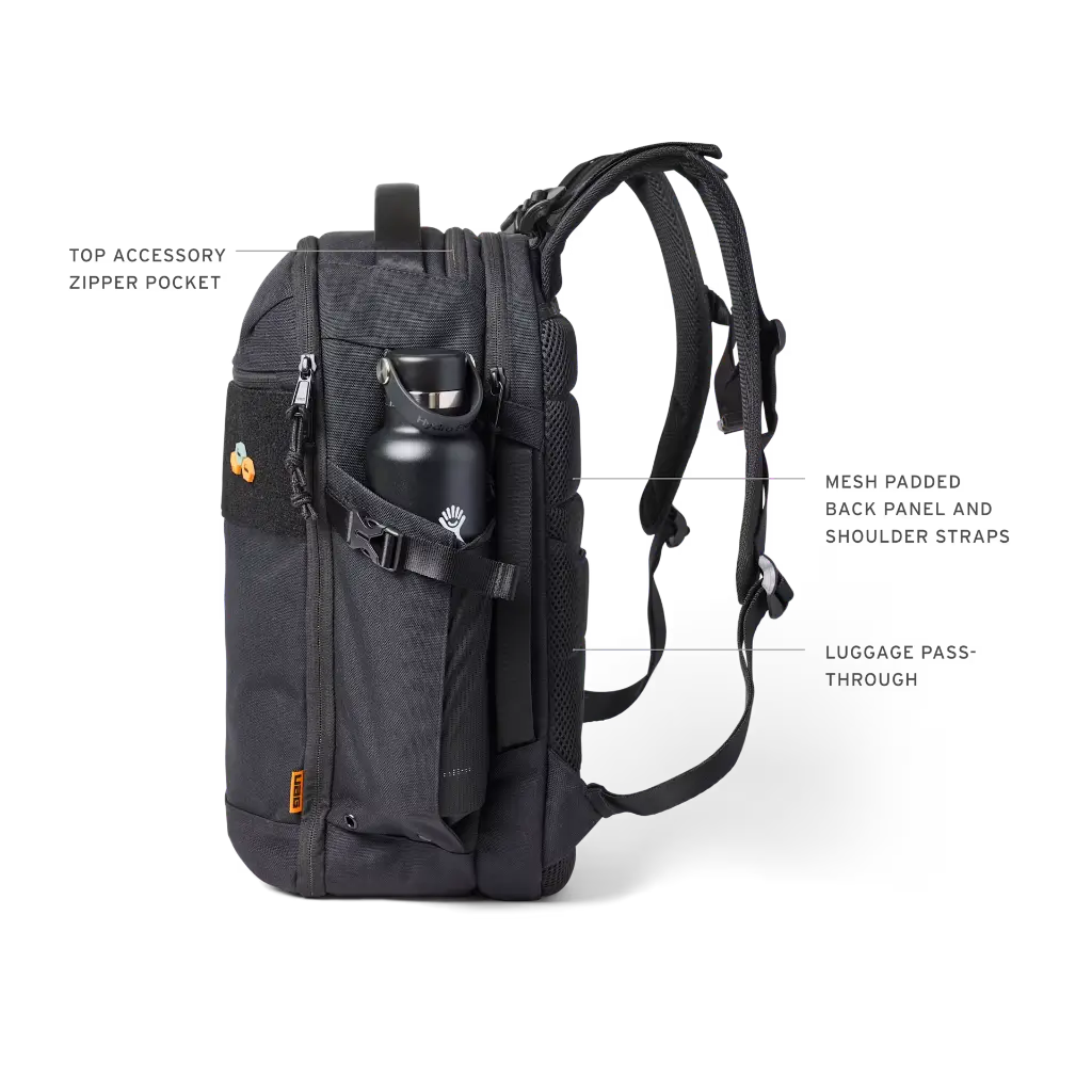imgi_34_UAG26_Ecomm_FEAs_24L_Backpack_2.webp