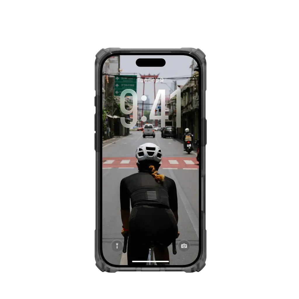 imgi_255_UAG_HS_APPLE_IPHONE-2025-TINMAN_PLASMA-XTE_ASH-TITANIUM_S.webp