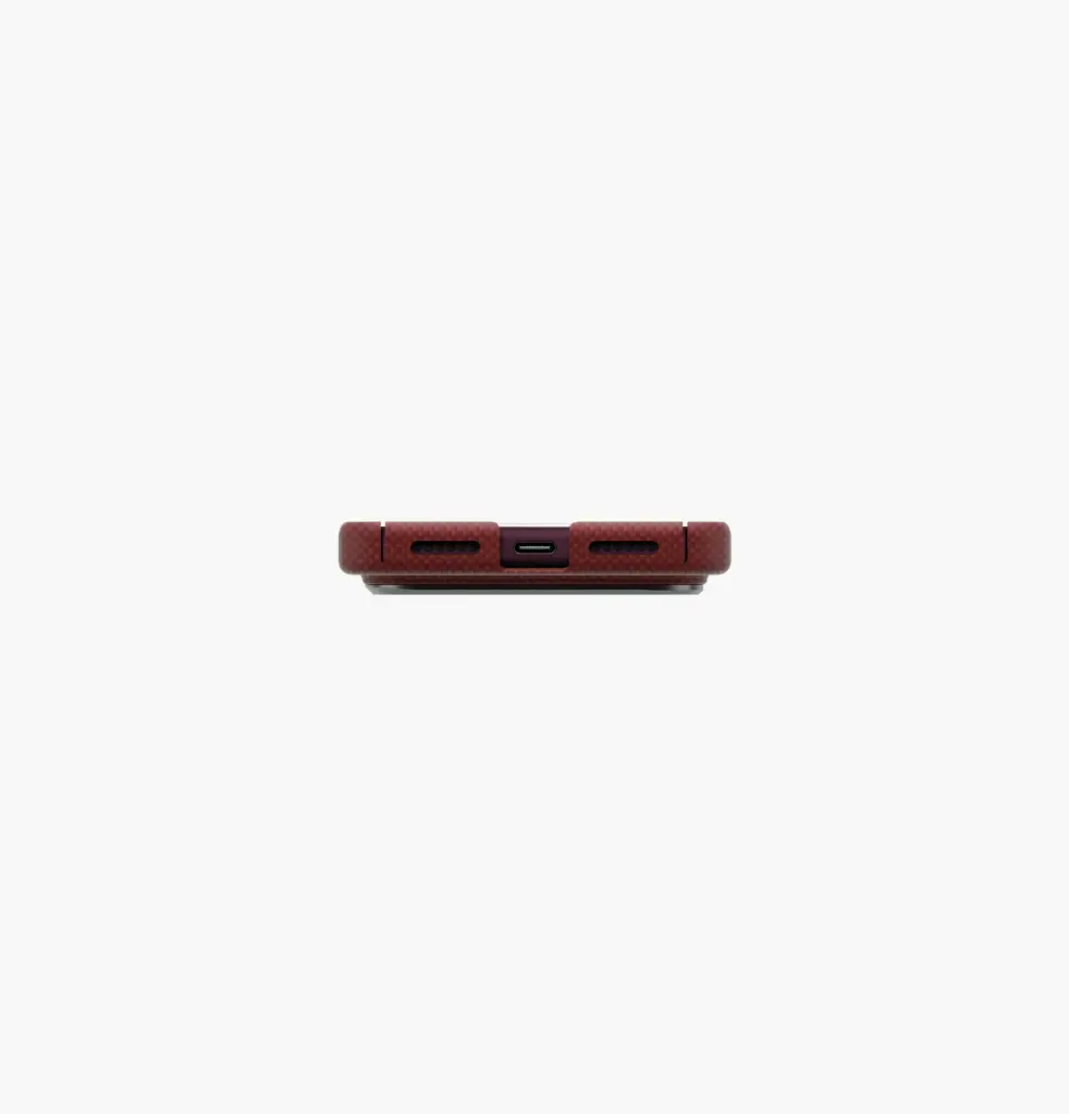 imgi_21_KevaEdge-iPhone18ProMax-EmberRed-04_Lowres_SG_1500x1564 (1).webp