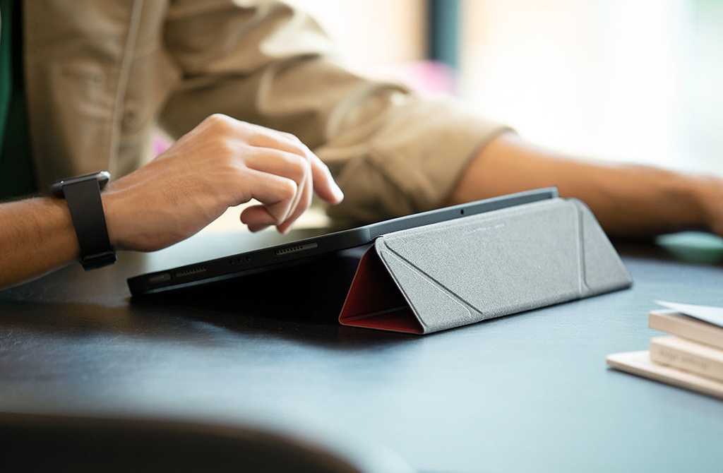 Protective tough built in Apple Pencil holder. 3 viewing angles. Landscape, Portrait and Typing 