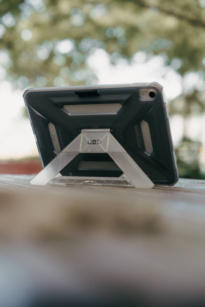 UAG Apple iPad 11" 11th Gen (A16) Scout+ Case