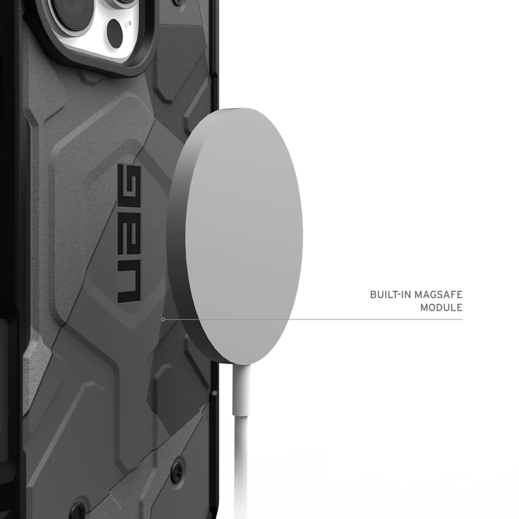 UAG iPhone 16 Pro Magsafe Pathfinder SE Case (Midnight Camo)