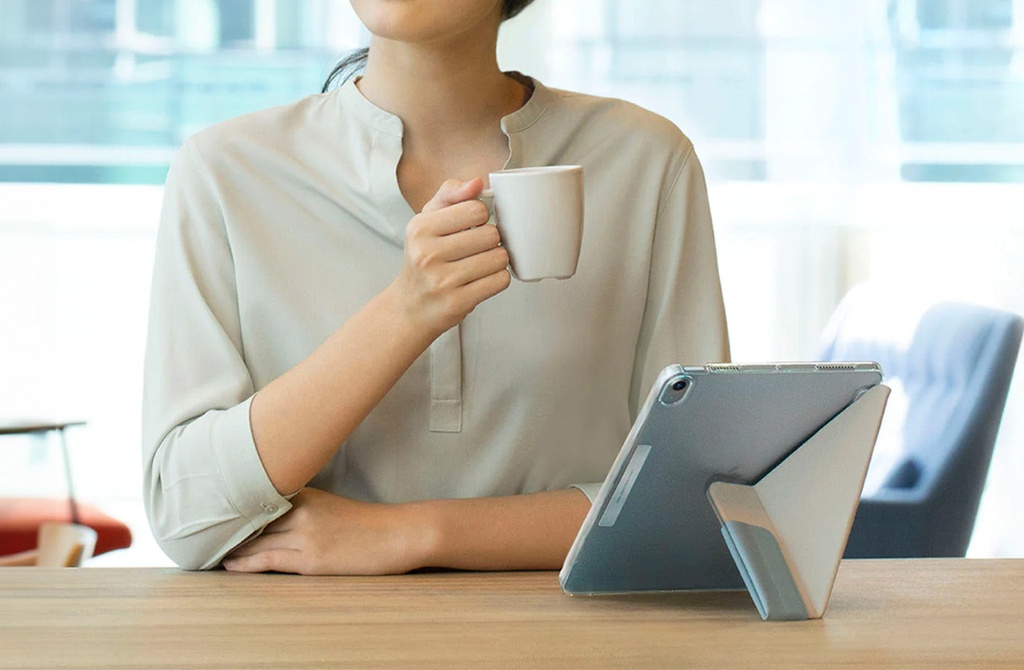 Ultra slim and light Y-fold 3 Viewing Orientations- Landscape, portrait and typing orientation. Inner micro-fiber.