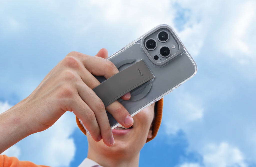 Uniq Hybrid Heldro Max MagSafe Case with Camera Stand for iPhone 16 Pro - Vapour Smoke