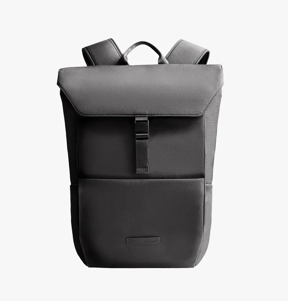 حقيبة ظهر UNIQ Arden RPET RipStop بسعة 18L - أسود